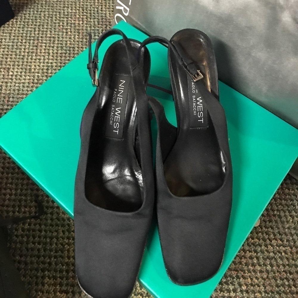 Nine West black satin fabric sandals